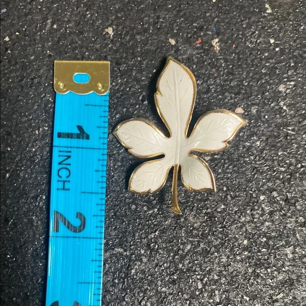 Gold and Cream Leaf Brooch